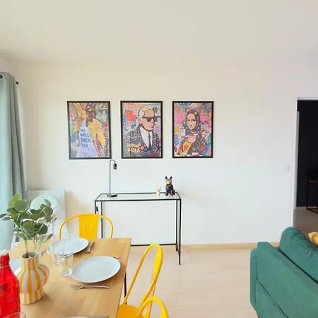 Vue Toits D Sauna & Cinema Balcon Parking * Amiens