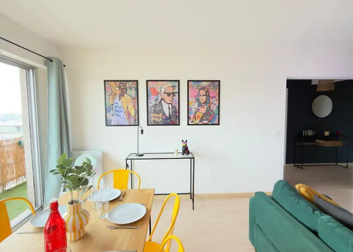 Vue Toits D Sauna & Cinema Balcon Parking * Amiens