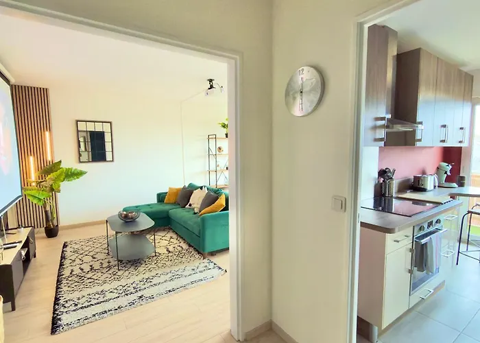 Vue Toits D Sauna & Cinema Balcon Parking