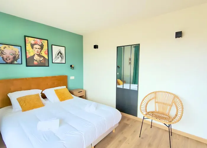 Vue Toits D Sauna & Cinema Balcon Parking * Amiens